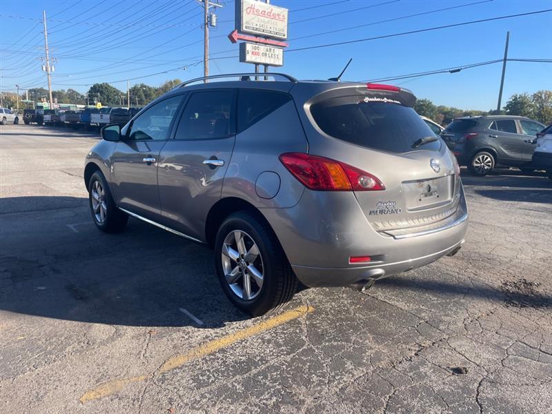 Nissan Murano S AWD 2010