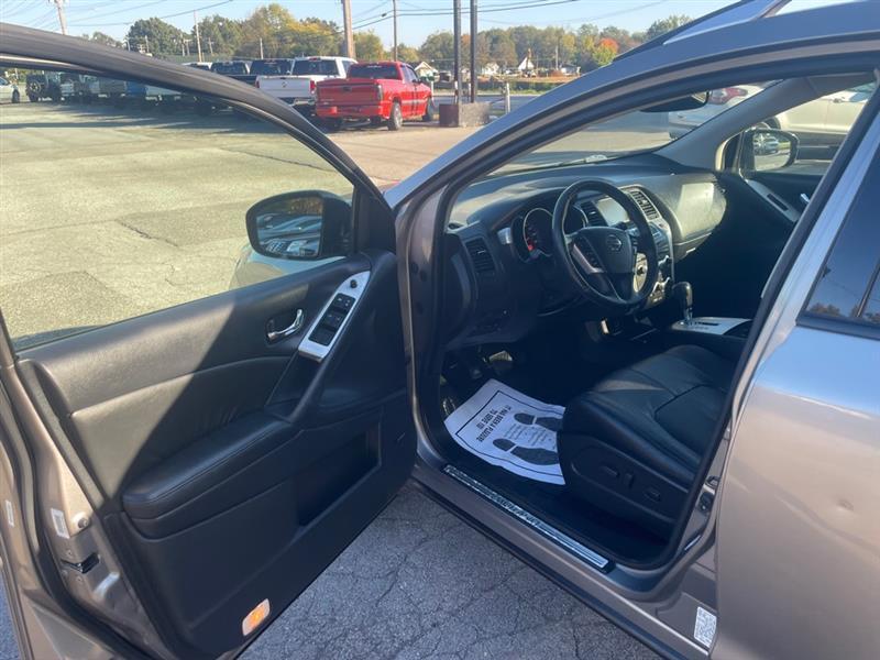 Nissan Murano S AWD 2010