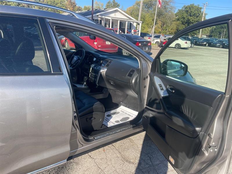 Nissan Murano S AWD 2010