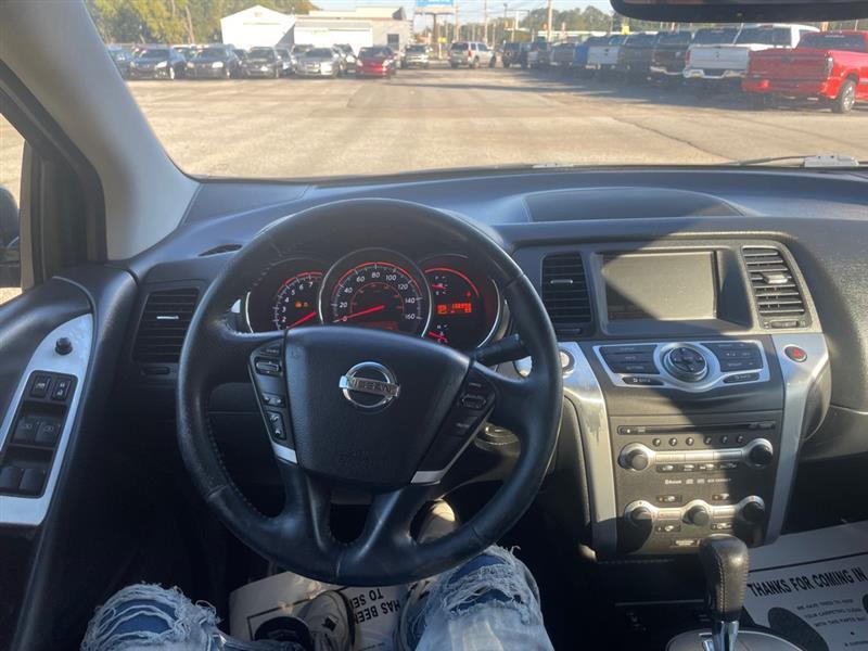 Nissan Murano S AWD 2010