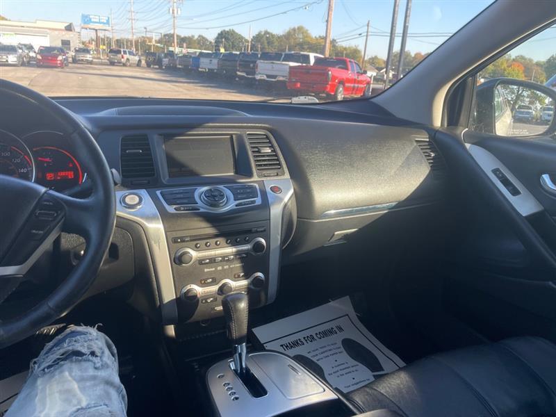 Nissan Murano S AWD 2010