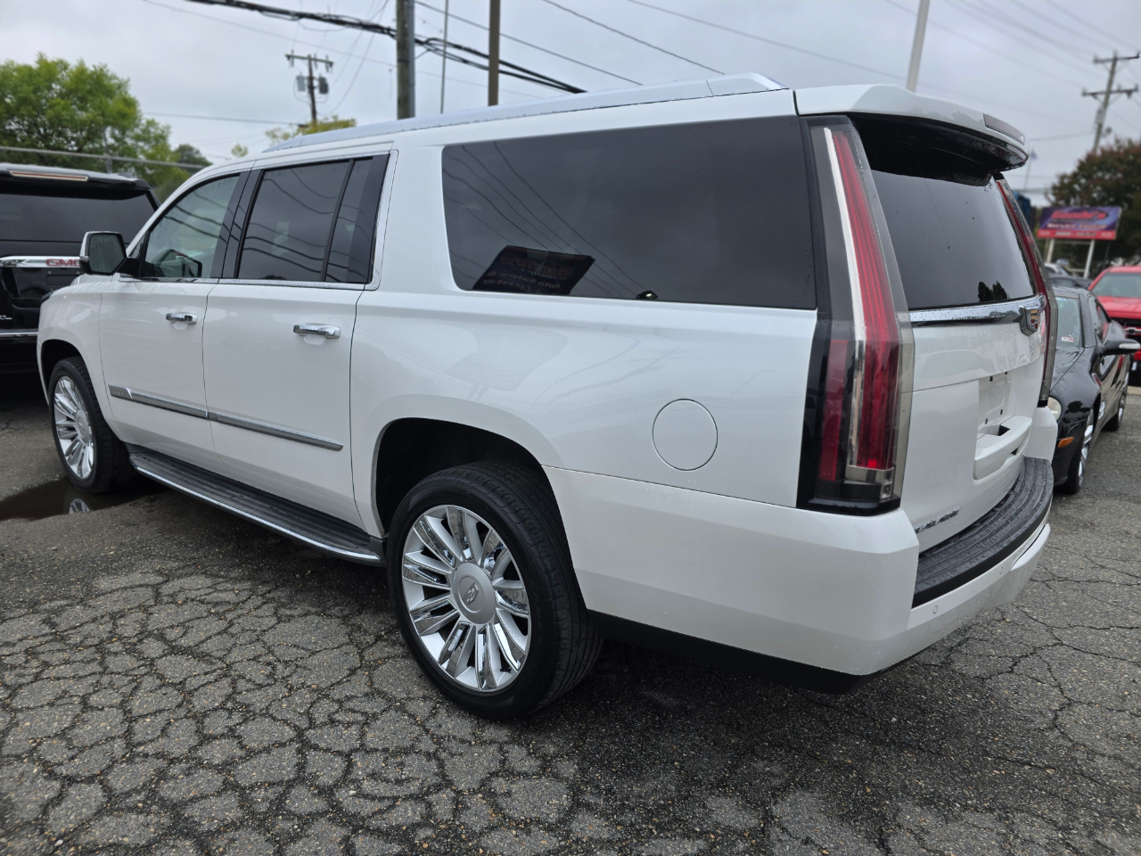 Cadillac Escalade ESV Luxury 4WD 2016 Cadillac Escalade ESV Luxury 4WD 2016