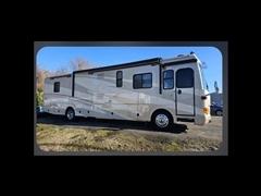 2006 Freightliner X-Line Motorhome 