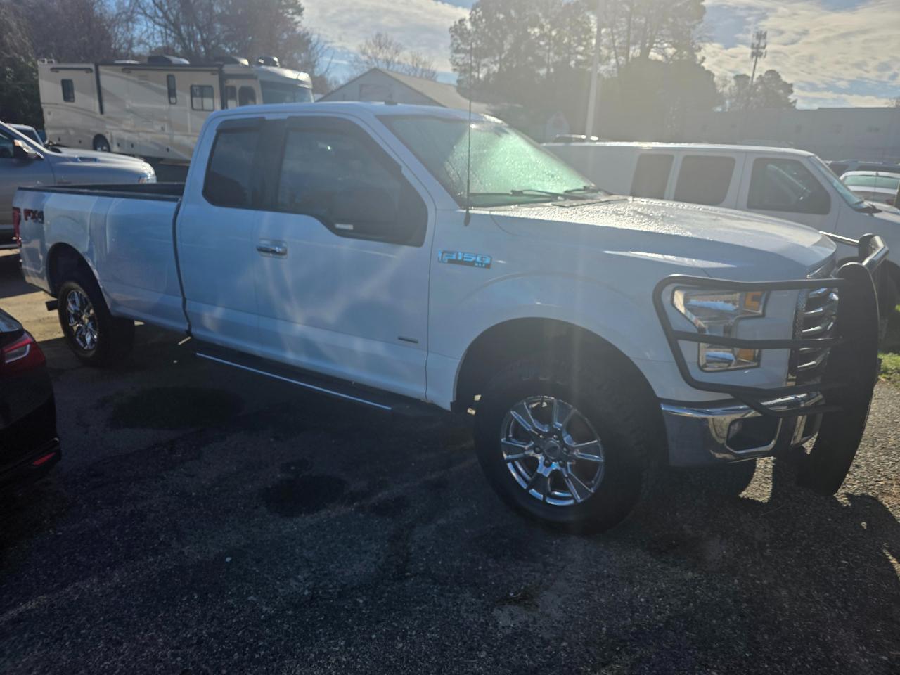 Ford F-150 Lariat SuperCab 8-ft. 4WD 2016