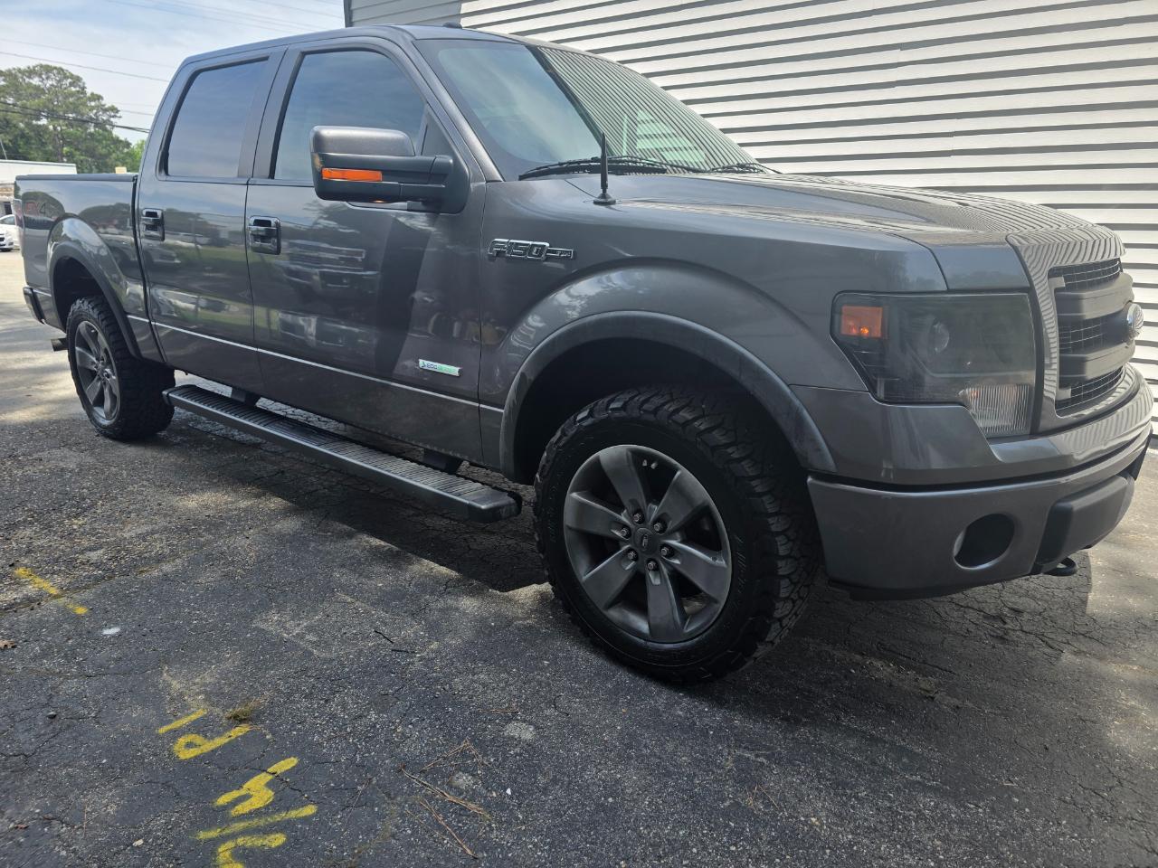 Ford F-150 XLT SuperCrew 6.5-ft. Bed 4WD 2013