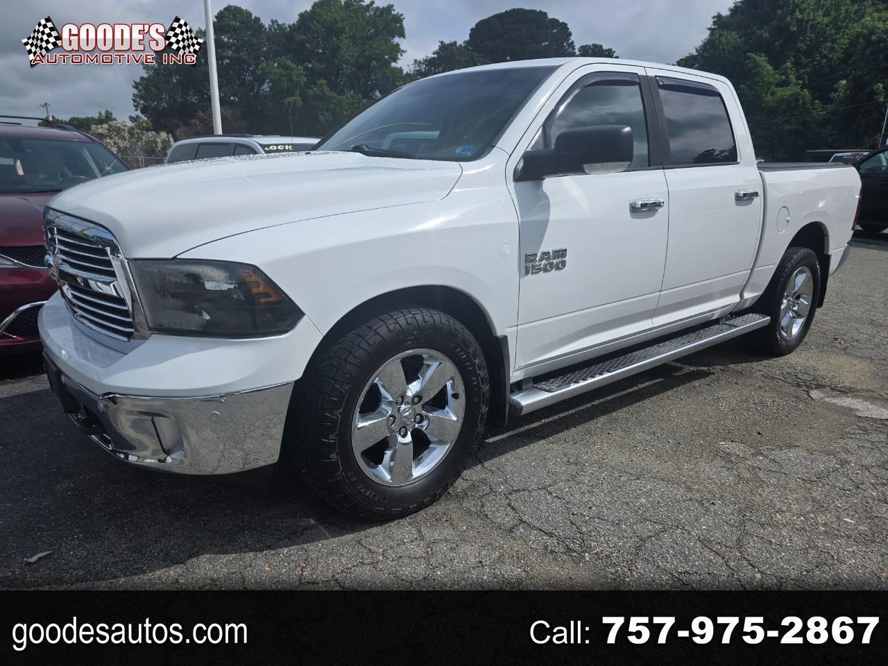 RAM 1500 SLT Crew Cab SWB 4WD 2015