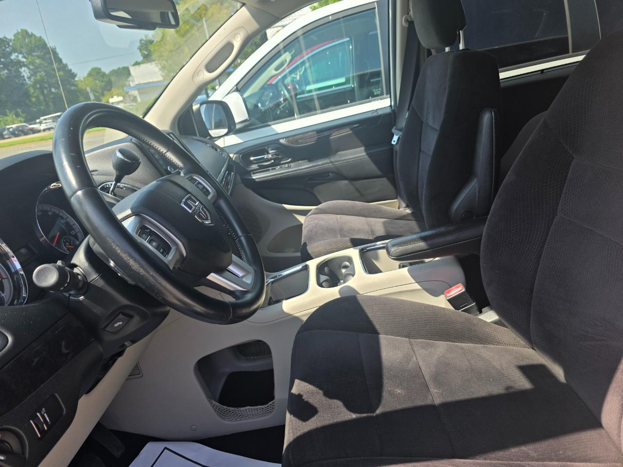 Dodge Grand Caravan SXT 2013
