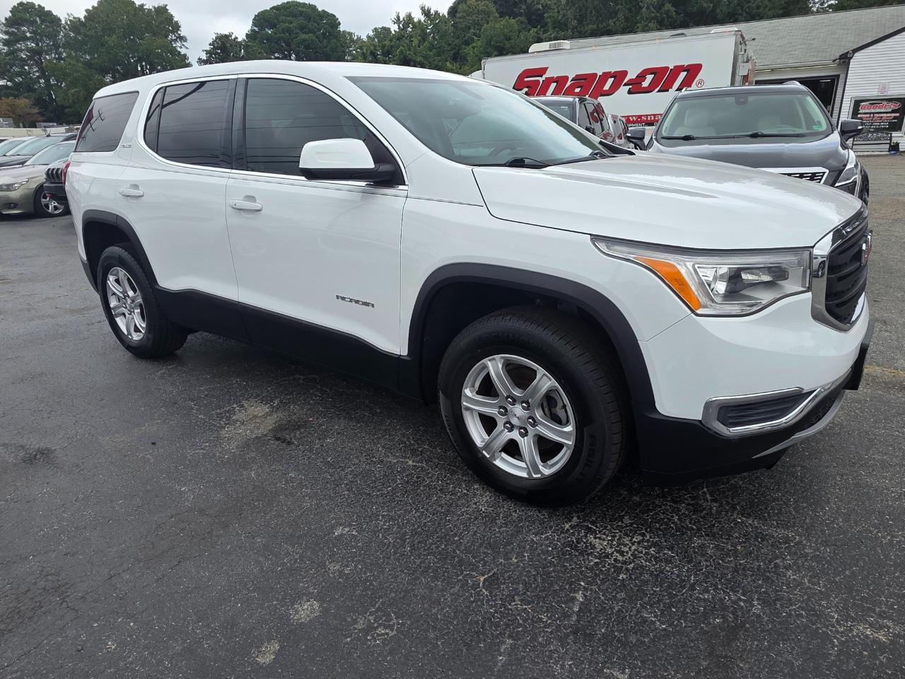 GMC Acadia SLE-1 FWD 2017