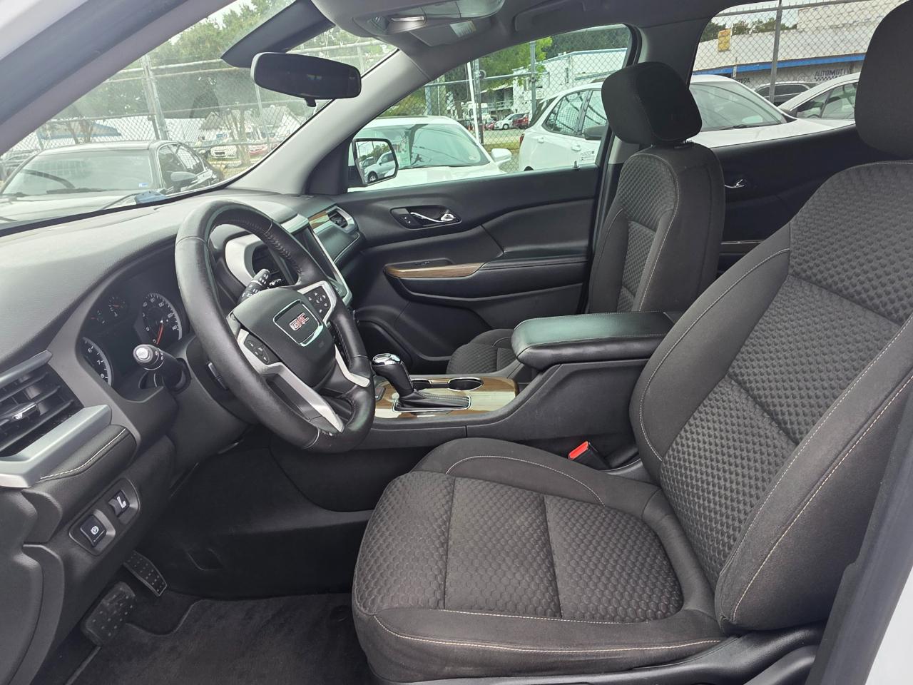 GMC Acadia SLE-1 FWD 2017