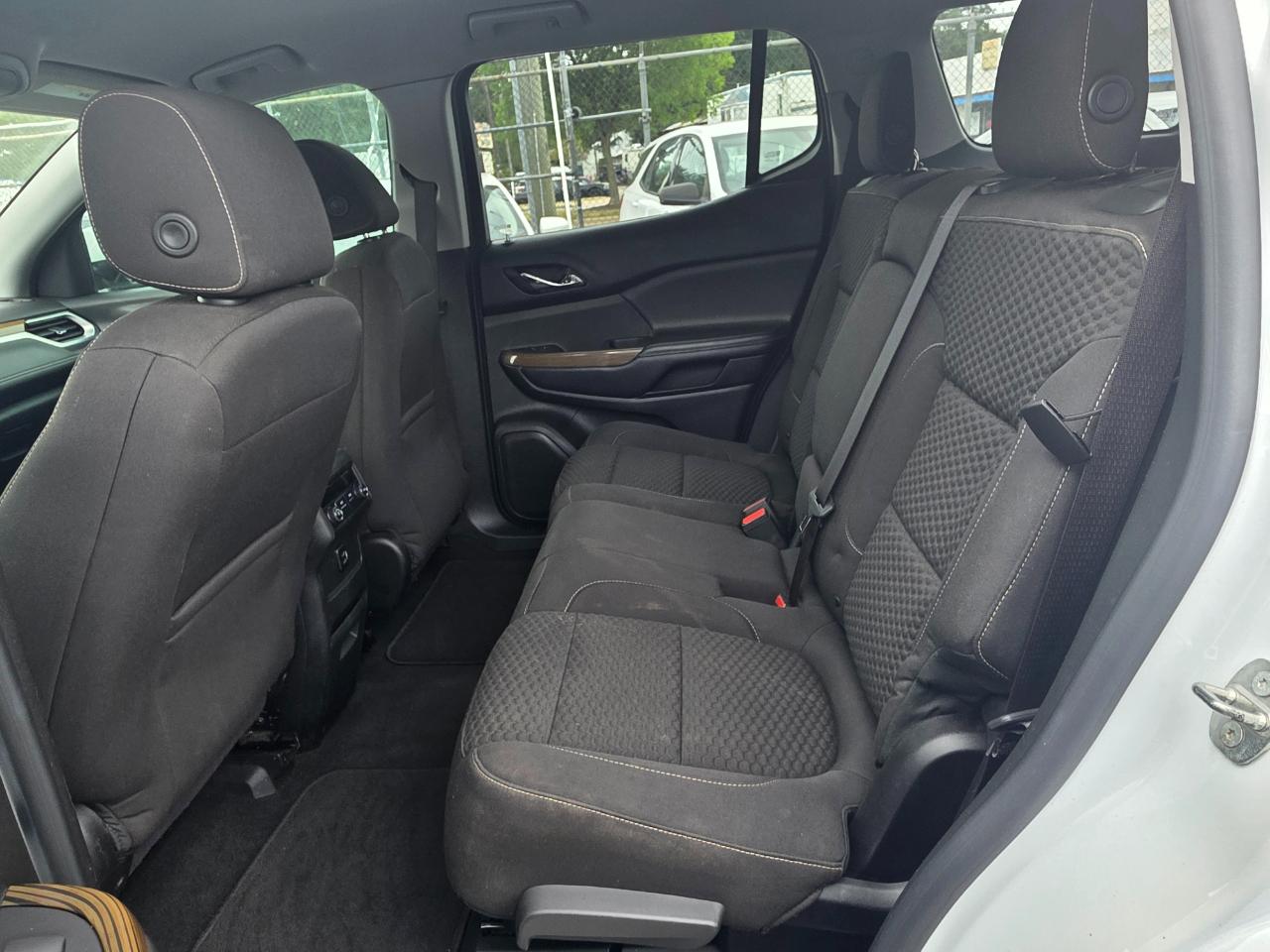 GMC Acadia SLE-1 FWD 2017