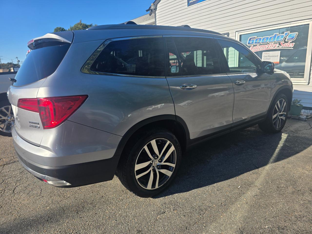 Honda Pilot Touring AWD 2017