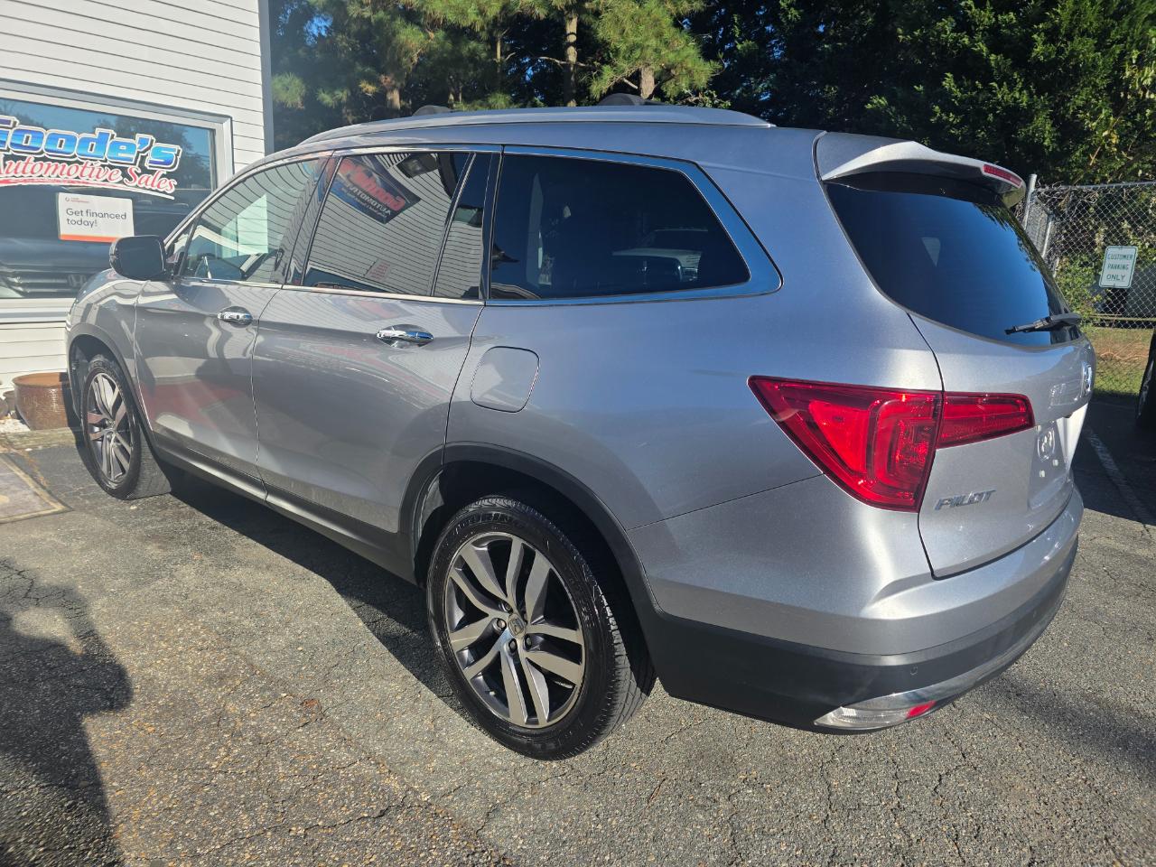 Honda Pilot Touring AWD 2017