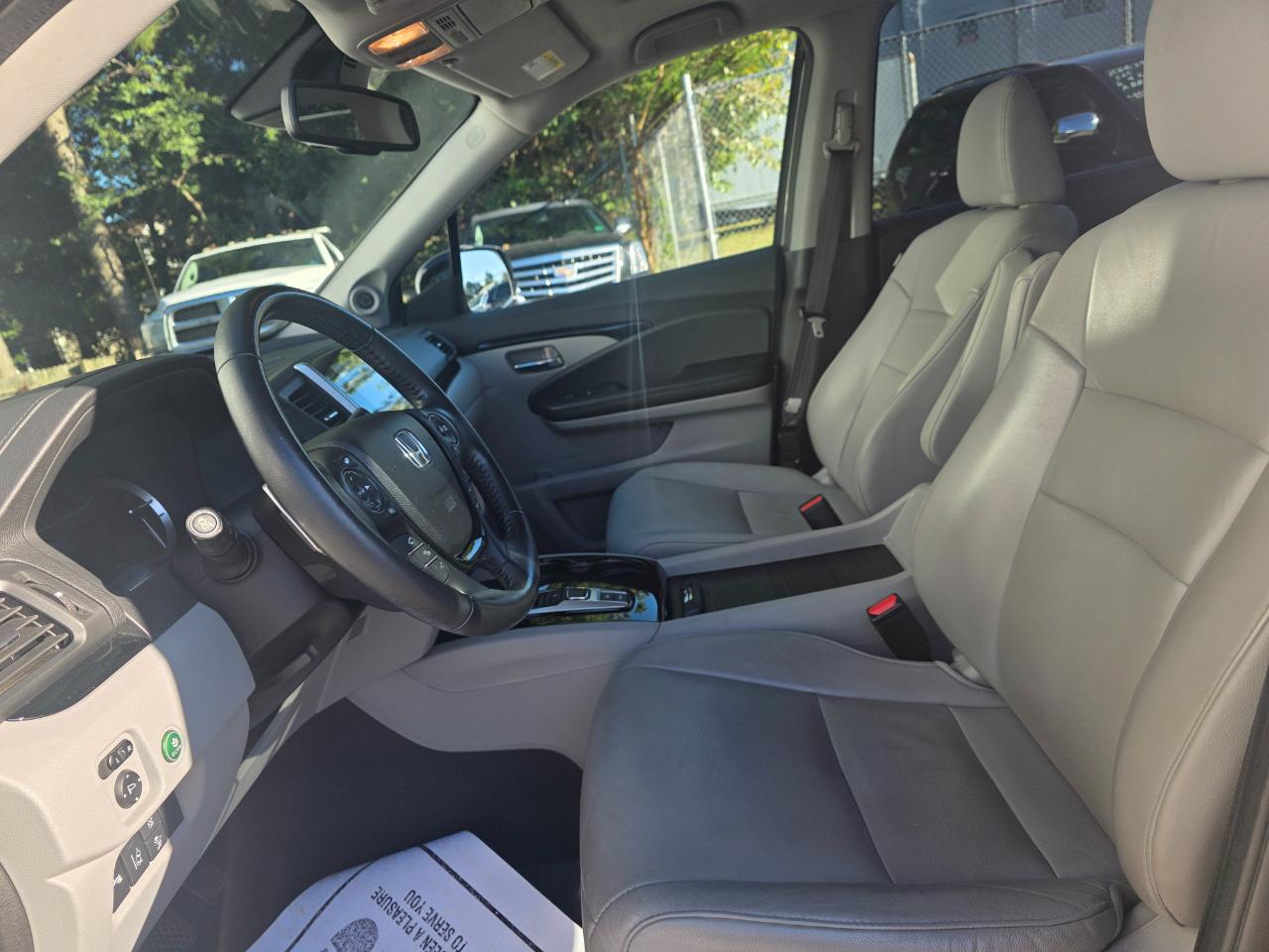 Honda Pilot Touring AWD 2017