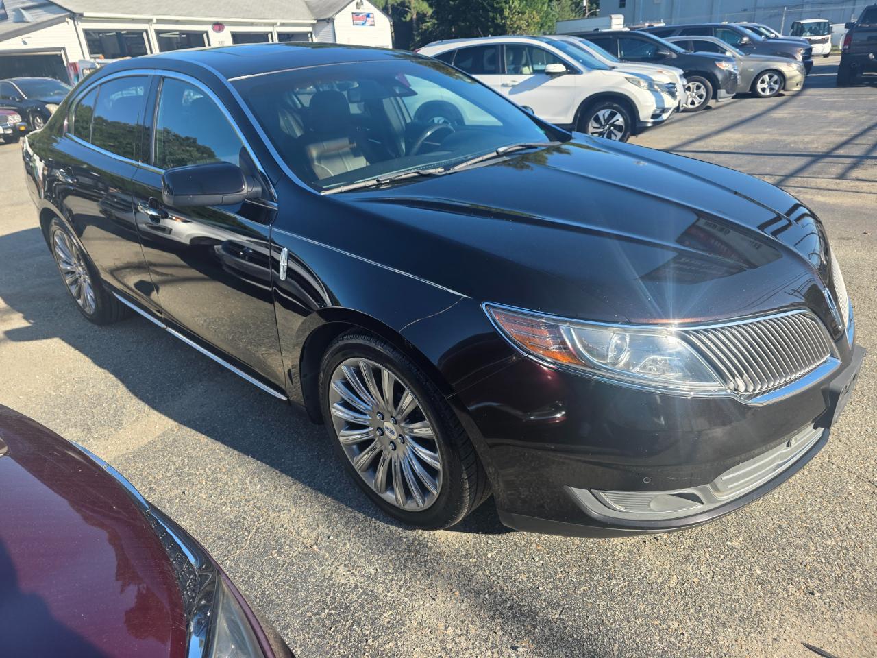 Lincoln MKS 4dr Sdn 3.7L FWD 2013