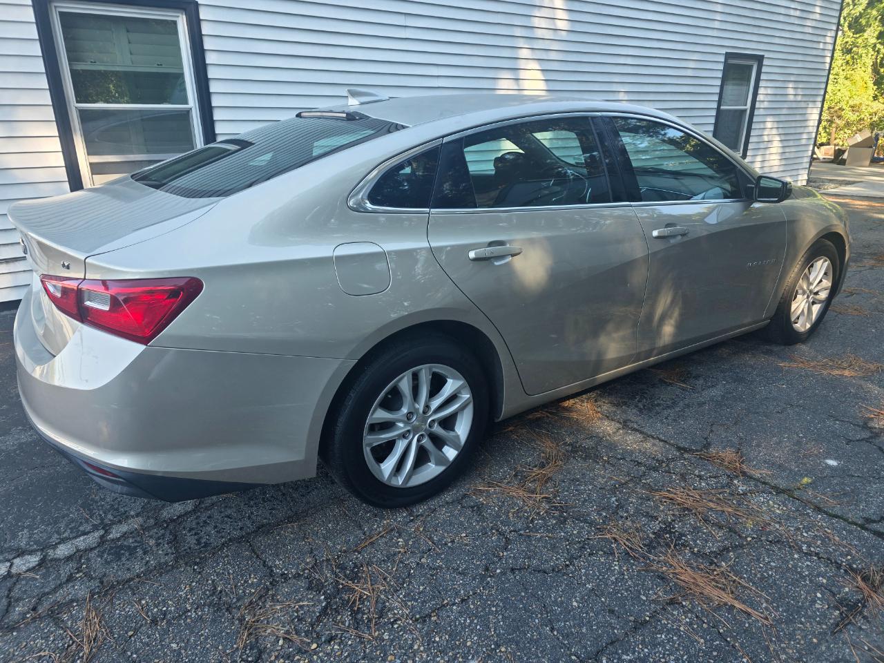 Chevrolet Malibu 4dr Sdn LT w/1LT 2016