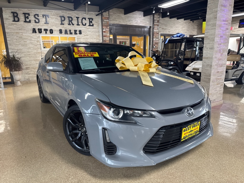 Scion tC  2014 Scion tC  2014