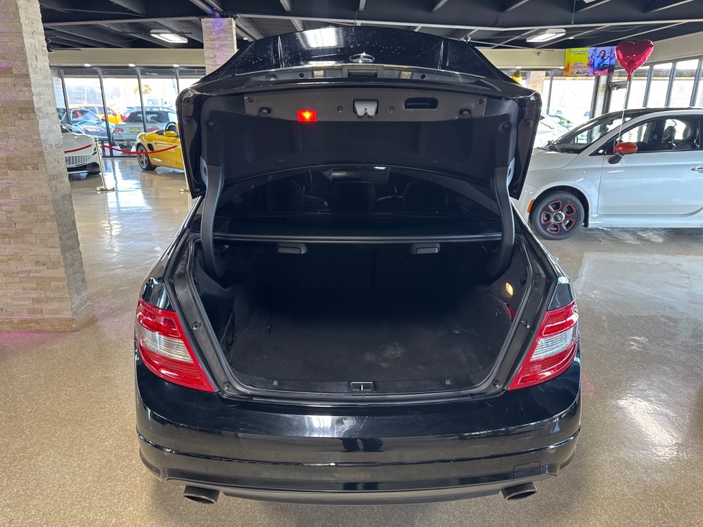 Mercedes-Benz C-Class  2011