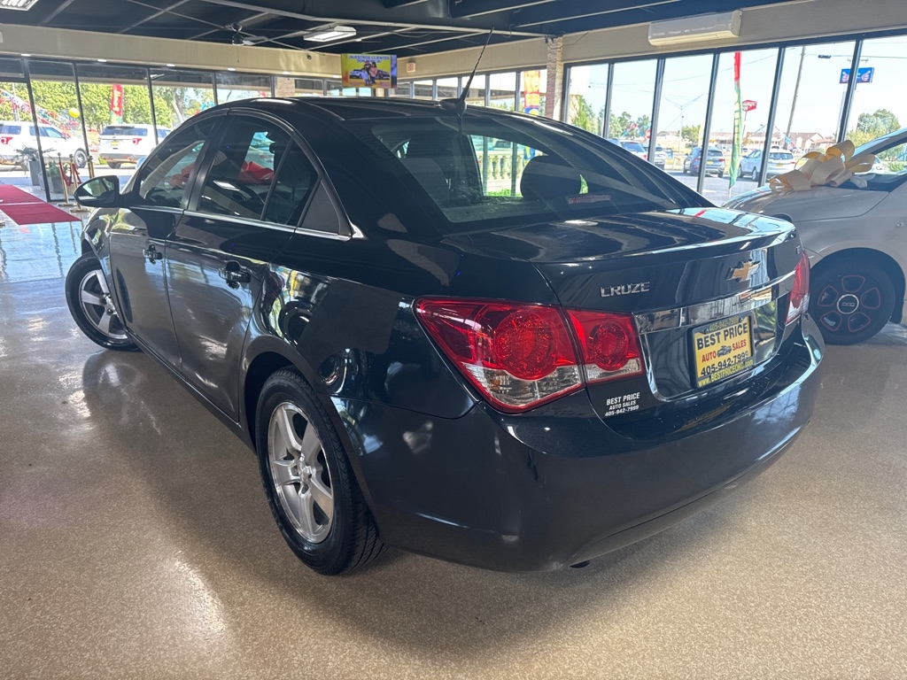 2014 Chevrolet Cruze LT photo 4