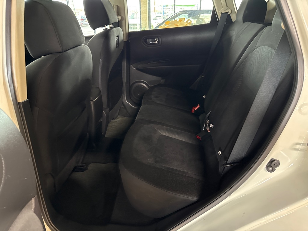 Nissan Rogue Select  2015