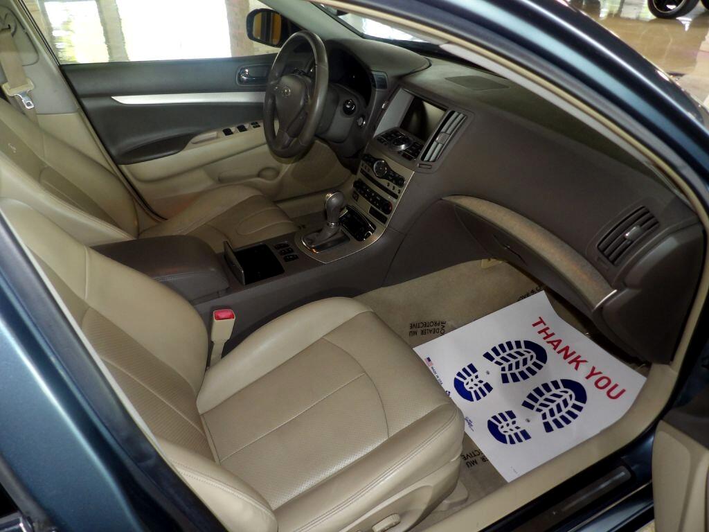 Infiniti G35 Sedan  2008