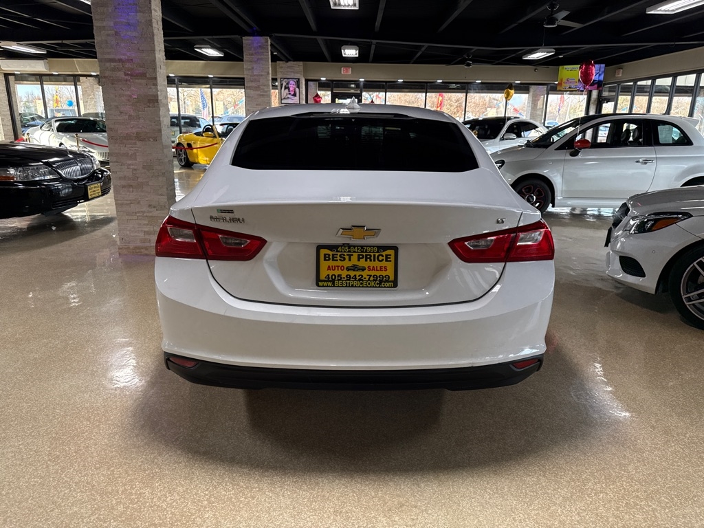 Chevrolet Malibu  2018