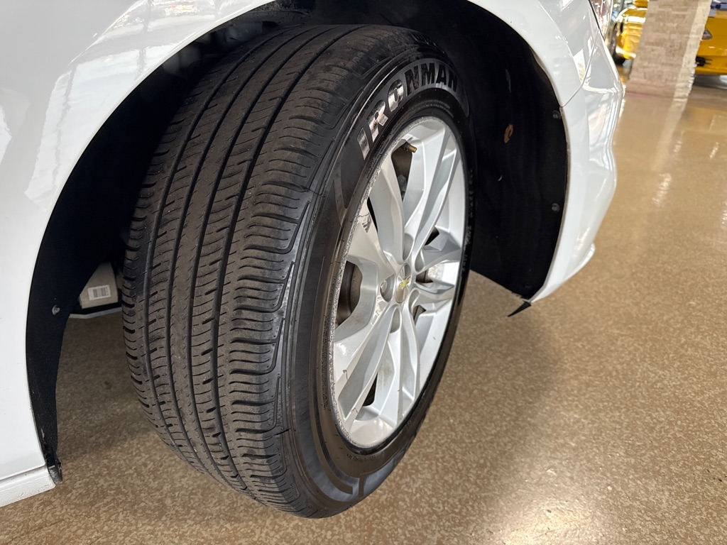 Chevrolet Malibu  2018