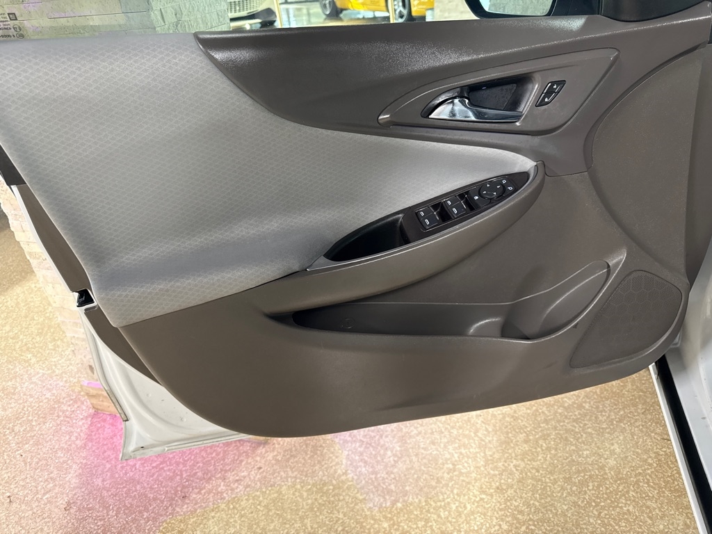 Chevrolet Malibu  2018