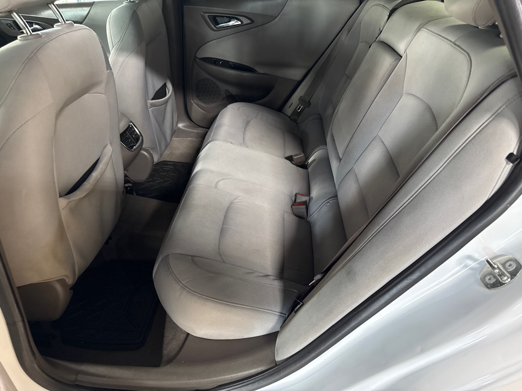 Chevrolet Malibu  2018