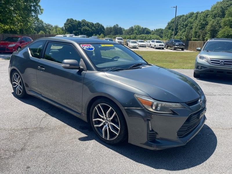 Scion tC 2dr HB Man (Natl) 2014