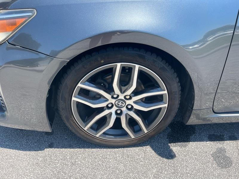 Scion tC 2dr HB Man (Natl) 2014