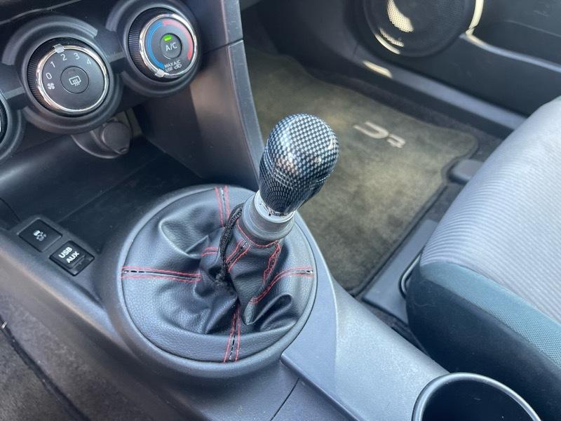 Scion tC 2dr HB Man (Natl) 2014