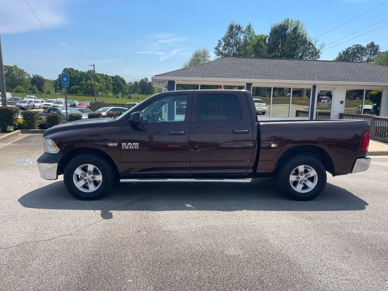 RAM 1500 2WD Crew Cab 140.5" Tradesman 2015