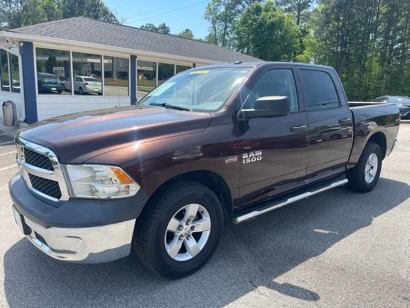 RAM 1500 2WD Crew Cab 140.5" Tradesman 2015