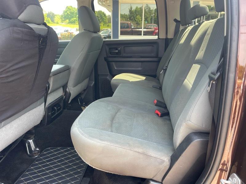 RAM 1500 2WD Crew Cab 140.5" Tradesman 2015