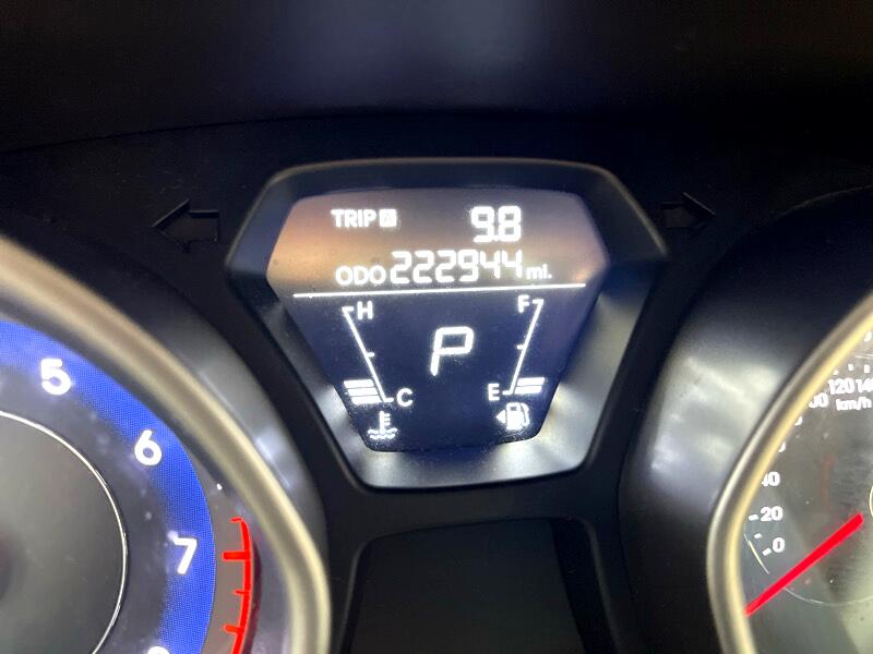 Hyundai Elantra GLS 2011