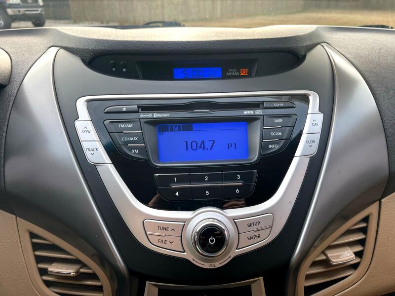Hyundai Elantra GLS 2011
