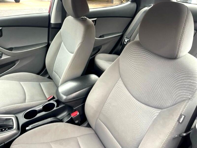 Hyundai Elantra 4dr Sdn Auto SE 2016