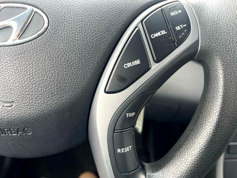 Hyundai Elantra 4dr Sdn Auto SE 2016