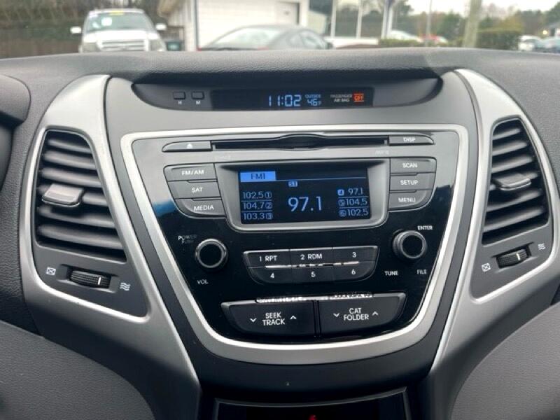 Hyundai Elantra 4dr Sdn Auto SE 2016