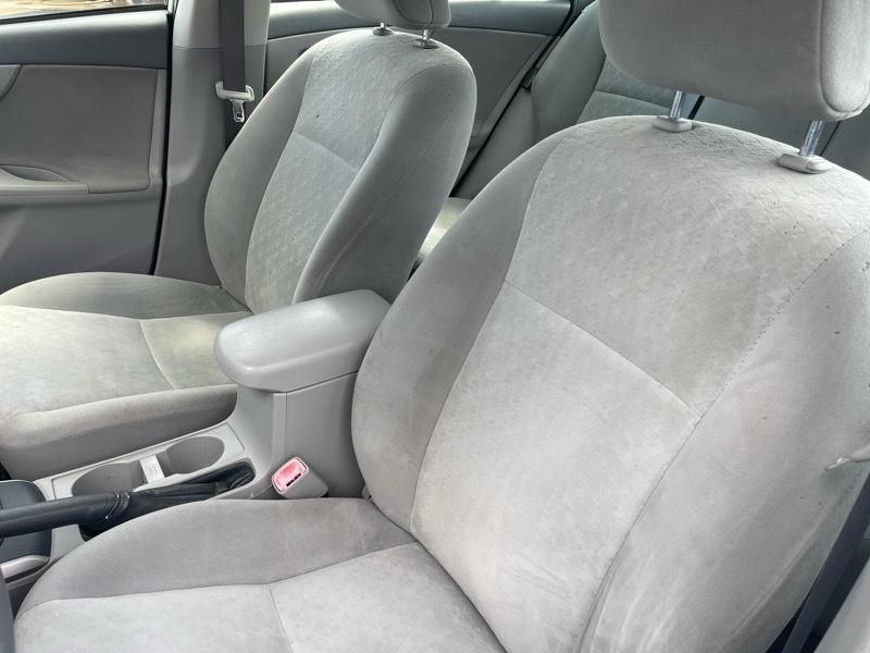 Toyota Corolla 4dr Sedan Auto 2009