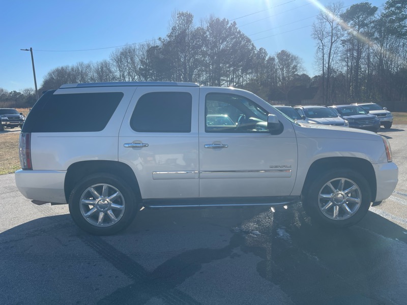 GMC Yukon 2WD 4dr 1500 Denali 2012