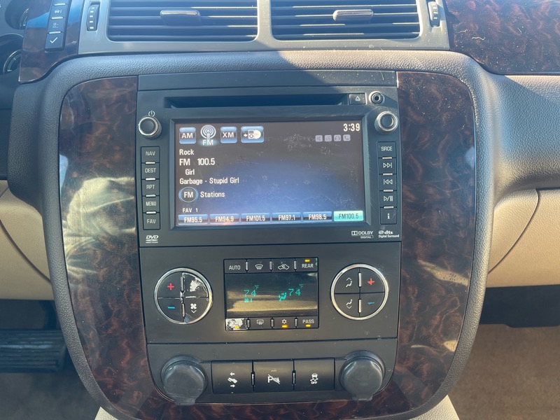 GMC Yukon 2WD 4dr 1500 Denali 2012