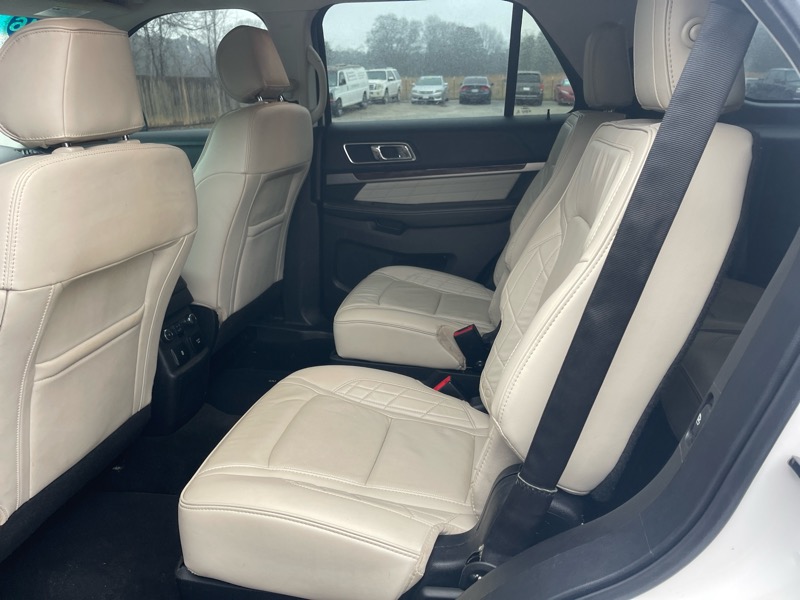 Ford Explorer 4WD 4dr Platinum 2016