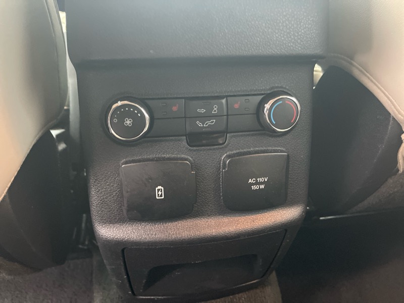 Ford Explorer 4WD 4dr Platinum 2016