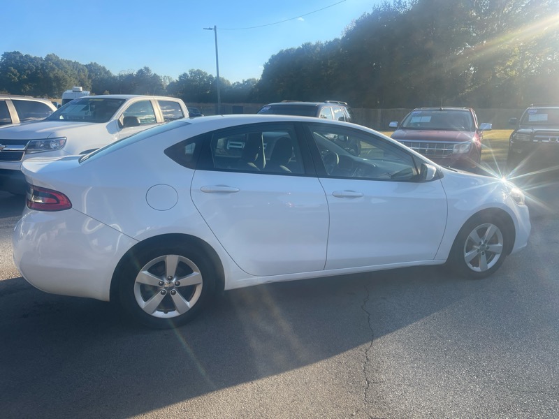 Dodge Dart 4dr Sdn SXT *Ltd Avail* 2016 Dodge Dart 4dr Sdn SXT *Ltd Avail* 2016