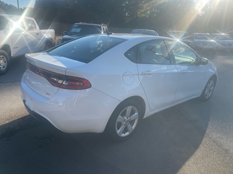Dodge Dart 4dr Sdn SXT *Ltd Avail* 2016 Dodge Dart 4dr Sdn SXT *Ltd Avail* 2016