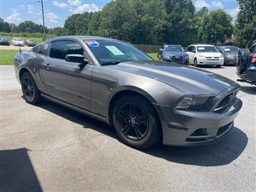 2014 Ford Mustang 2dr Cpe V6