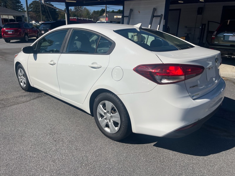 Kia Forte LX Auto 2018 Kia Forte LX Auto 2018