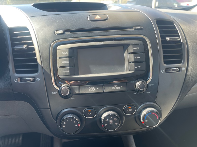 Kia Forte LX Auto 2018 Kia Forte LX Auto 2018