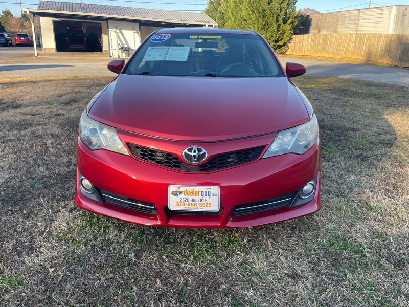 Toyota Camry SE 2012